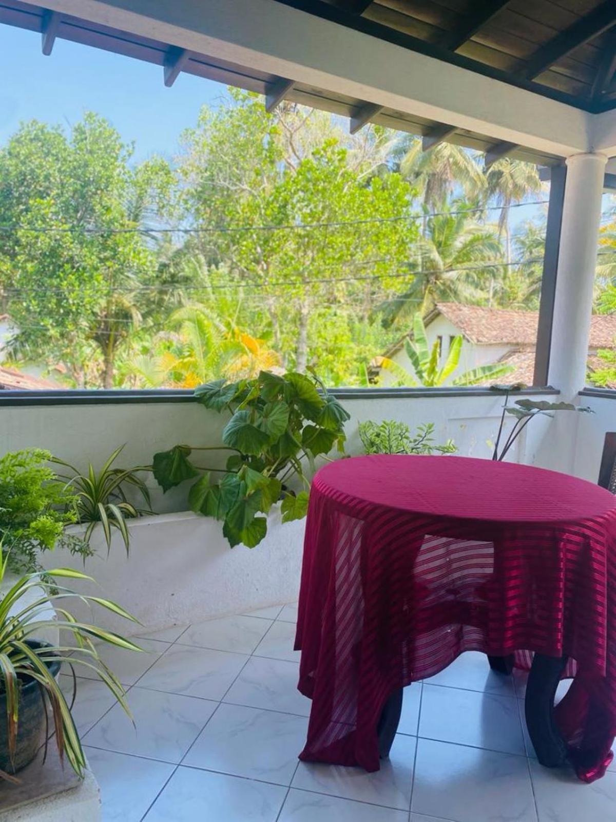 Berg House Unawatuna Hotel Luaran gambar