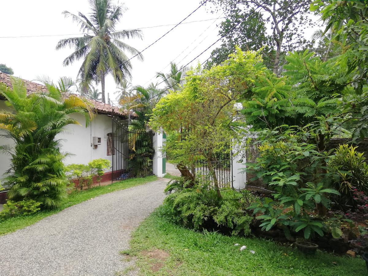 Berg House Unawatuna Hotel Luaran gambar